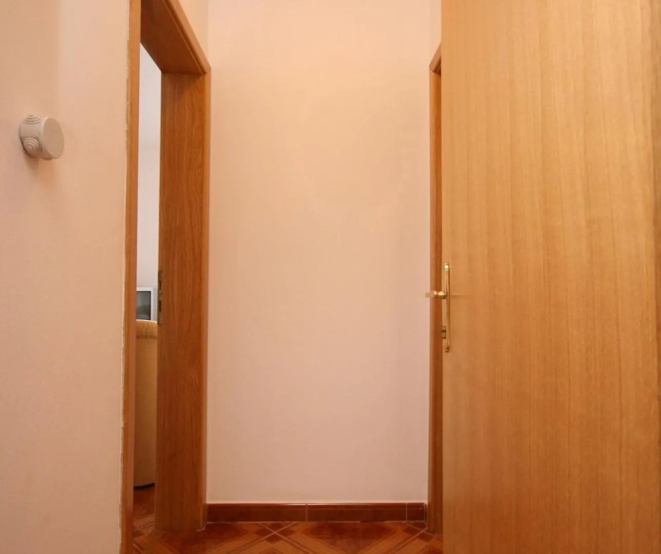 Gasthof Apartments And Rooms By The Sea Pag - 6311