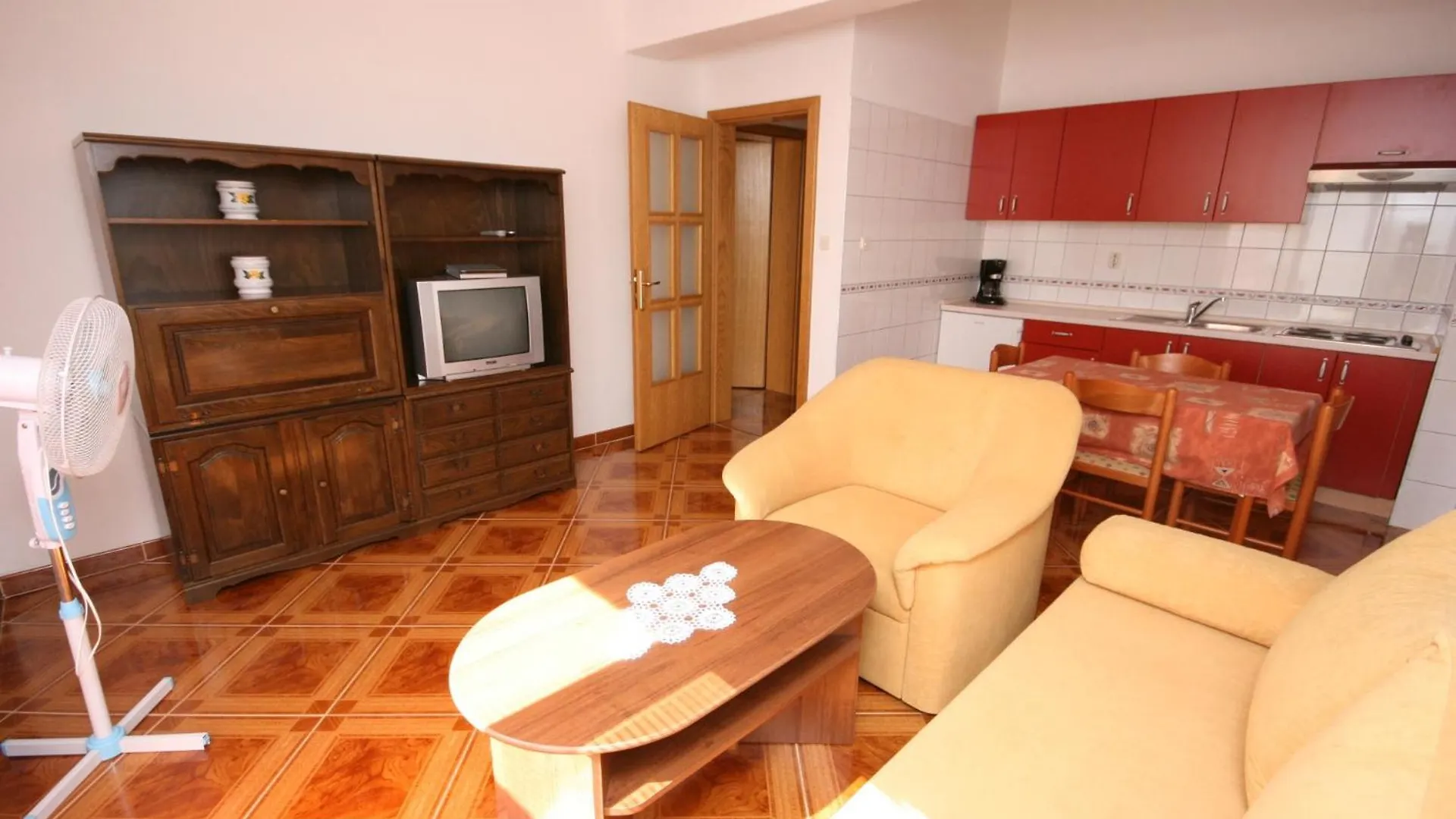 Gasthof Apartments And Rooms By The Sea Pag - 6311