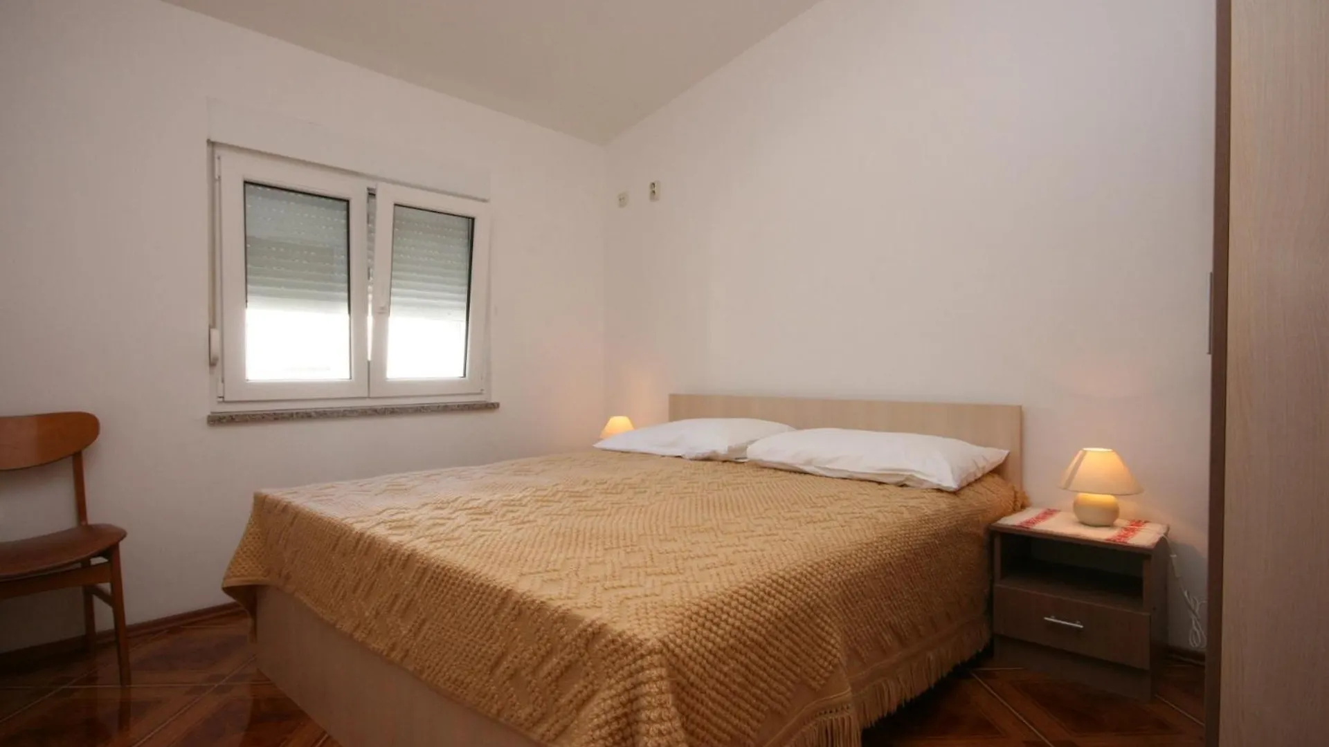 Apartments And Rooms By The Sea Pag - 6311 Pag Town 3*,